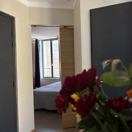 Cote Nuit Apartment *