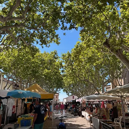 Cote Nuit Apartment *